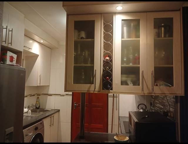 2 BEDROOM HOUSE FOR SALE IN CLAYVILLE